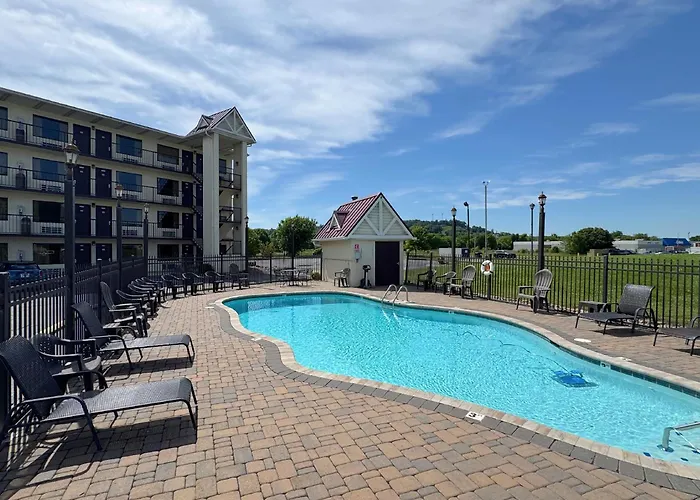 Landmark Inn On The River Sevierville