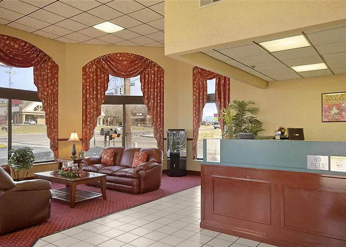 Days Inn By Wyndham Apple Valley Pigeon Forge/Sevierville